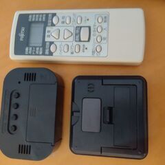 時計温度計と時計多機能タイマーの画像