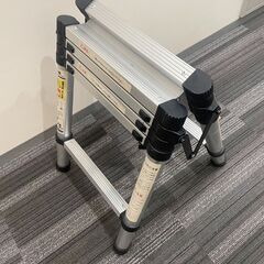 伸縮脚立の画像