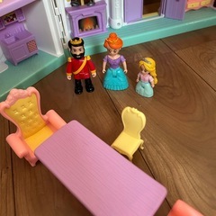 トイザらス　ベビーブラッシュ　ドールハウスの画像