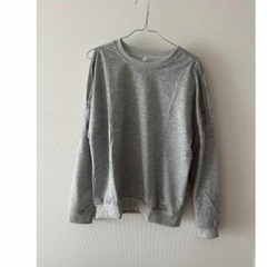 レディース　トップスの画像