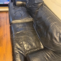 ゆったり3人掛け本革ソファー☆ブラックの画像