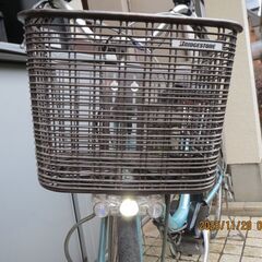 ブリジストン製電動アシスト自転車　アシスタULT A4LC31 内装３段変速　バッテリー充電器付　鍵は後輪リング錠∔同時にハンドルロック機能　LEDライト、ベル　前かご　保管用対候性防水カバー付きの画像