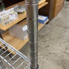 O2511-500 メタルラック4段  キャスター付き サビ有り 中古 の画像