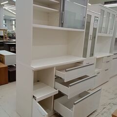 リユースのサカイ栃木店★ジモティ割あり★ 松田家具 食器棚 ホワイト W116.7×D48.5×H198 クリーニング済み TC11643の画像