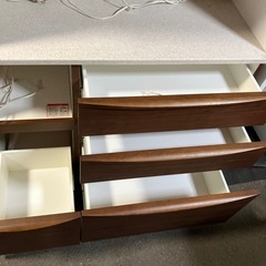 石2511-501 キッチンボード　食器棚　上下分割可　キズ汚れ有りの画像