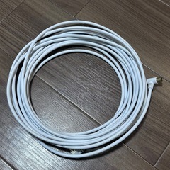 アンテナケーブル 10m 4K/8K/BS/CS/地デジ/CATV対応 S-4C-FB 同軸 L字差込式 - L字差込式 ホワイト AC100-639WHの画像