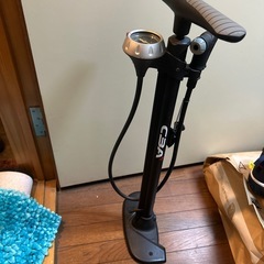 あさひ[ASAHI] CBAパフォーマンスポンプ 空気圧ゲージ付き 英/米/仏式バルブ対応の画像