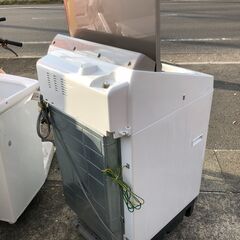 ２０２１年製　パナソニック Panasonic 縦型洗濯乾燥機 洗濯9kg/乾燥4.5kg ライトブラウン NA-FW90K9の画像