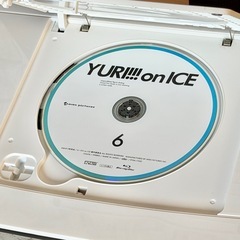 Superbe 10インチポータブル・ブルーレイプレーヤー SU-10PBの画像