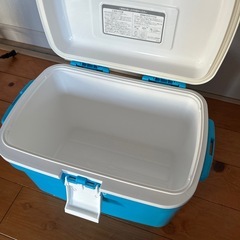 （問い合わせ中）クーラーボックスの画像