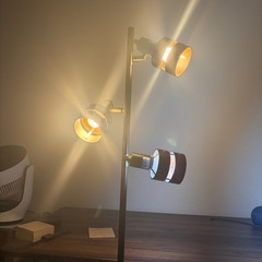 ニトリ　間接照明　LED電球3つ付きの画像