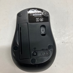 H2511-503 ELECOM Bluetooth マウス M-BT12BR 年式表記無し Windows PCにて動作確認済み 単4電池2本使用 ※電池は付いていません 中古の画像