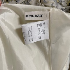 ロイヤルパーティー ワンピースの画像