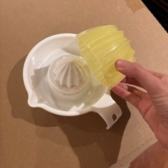 レモン／オレンジ搾り器の画像