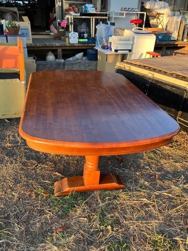 ダイニングテーブル