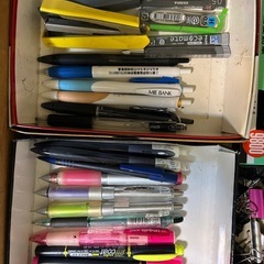 文房具色々丸ごとの画像