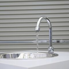 ≪★zyt2590ジ≫ NBI/日本箱産業 おく洗 簡易手洗い器 ポータブル手洗器 AC100V 簡易動作確認済 イベント/ケータリング/キッチンカー/宮城県仙台市 071101-11の画像