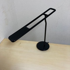 テーブル　デスク　机の画像