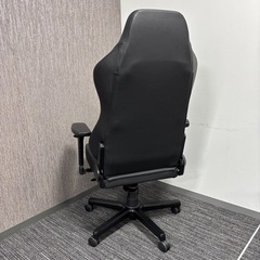 ゲーミングチェア noblechairs HERO BLACK EDITIONの画像