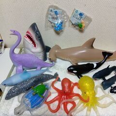 海の動物フィギュア 大中小30個セット（キーホルダー2個含む）の画像