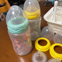 西松屋　哺乳瓶トレー　哺乳瓶　ガラスの画像