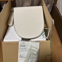 東芝 温水洗浄便座 クリーンウォッシュ SCS-T160 パステルアイボリーの画像