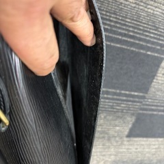 ルイヴィトン　エピ　ビジネスバッグの画像