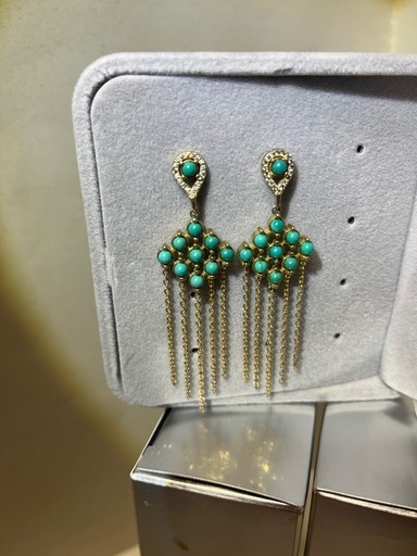 ターコイズとゴールドのシャンデリア風ピアス