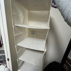 クローゼット　吊り下げ収納　収納の画像