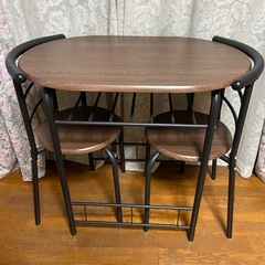 ダイニングテーブルセットの画像