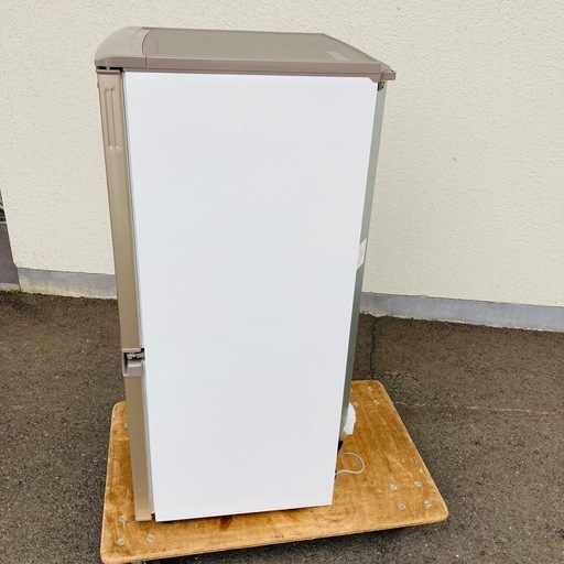値下げ　
シャープ　ノンフロン冷凍冷蔵庫　SHARP SJ-D14FJ-N 137L 2020年製　動作確認品