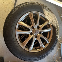 16インチスタッドレスアルミホイール付き4本セットの画像