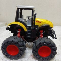 トラクター型　フリクションカー2台の画像