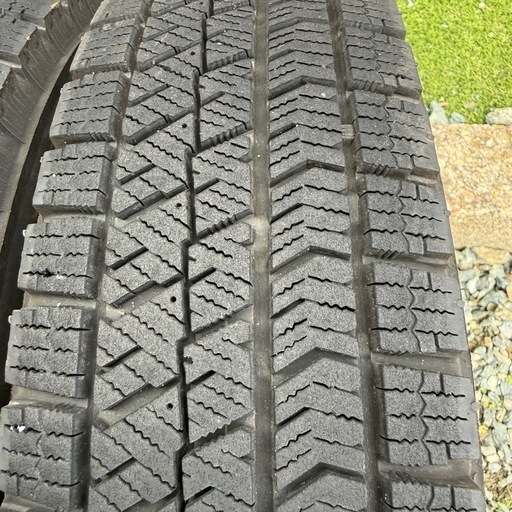 145/80R13ブリヂストンBLIZZAK VRX2スタッドレスタイヤ4本タントNBOXムーブ他軽自動車全般に