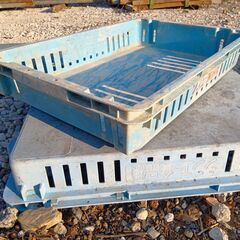 スタッキングコンテナ 中古（10個 2500円）の画像