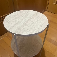 お話中!
サイドテーブル⓵の画像