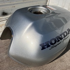CB１３００SF  SC40 ガソリンタンク　奈良法隆寺インター付近　内サビありの画像