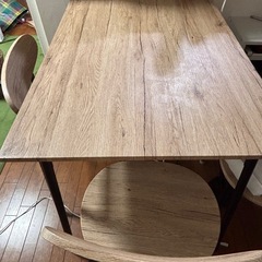 ダイニング机の画像