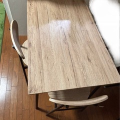 ダイニング机の画像