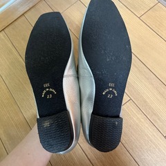 hirari tokyo パンプス　23センチの画像