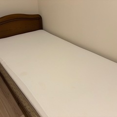 収納付きシングルベッド/マットレス/マットレストッパーの画像