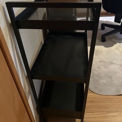 【取りに来てくださる方】ラック IKEAの画像