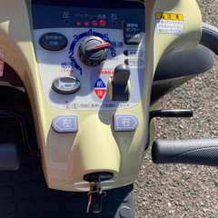 スズキ4輪セニアカ- ET4DB 障害物感知サポート付きの画像