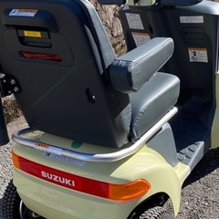 スズキ4輪セニアカ- ET4DB 障害物感知サポート付きの画像