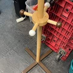 【中古】ハンガーラック　子供用　服かけ【1120IK】の画像