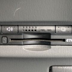 ★特別価格！修復歴無！プリウス【L】Pスタート！バックカメラ！ETC！純正SDナビ！Bluetooth！フルセグTV！純正アルミ！ステリモ！の画像