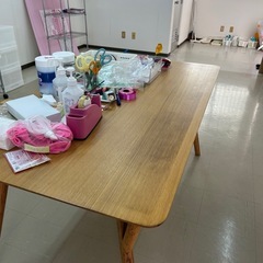 テーブル　ダイニングテーブル　大川家具　高級品の画像