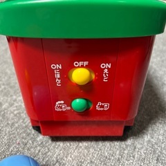 ★おもちゃ★アンパンマン　SLマンのボール入れ&キャッチ遊びの画像