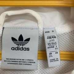 アディダス adidas ビッグ トラックジャケット　ナイロンの画像