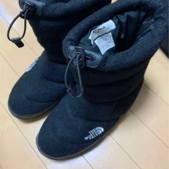 ノースフェイス ヌプシ ブーツの画像